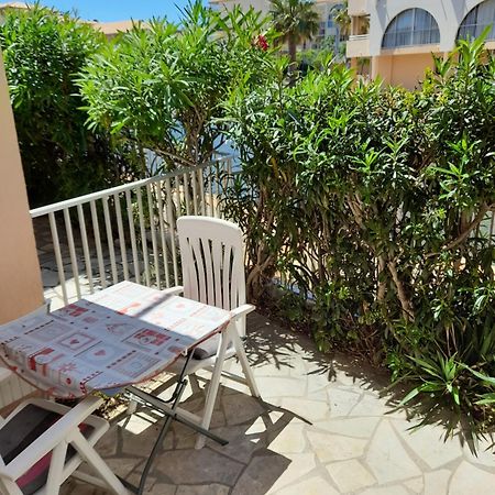 T2 Neuf Climatise A Sete 200M Plage, Parking Exterior foto